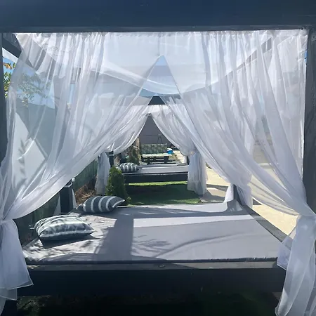 Pensiunea Carnu 3*