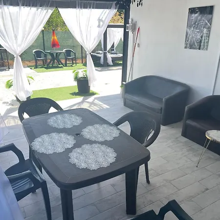 Pensiunea Carnu Vendégház 3*